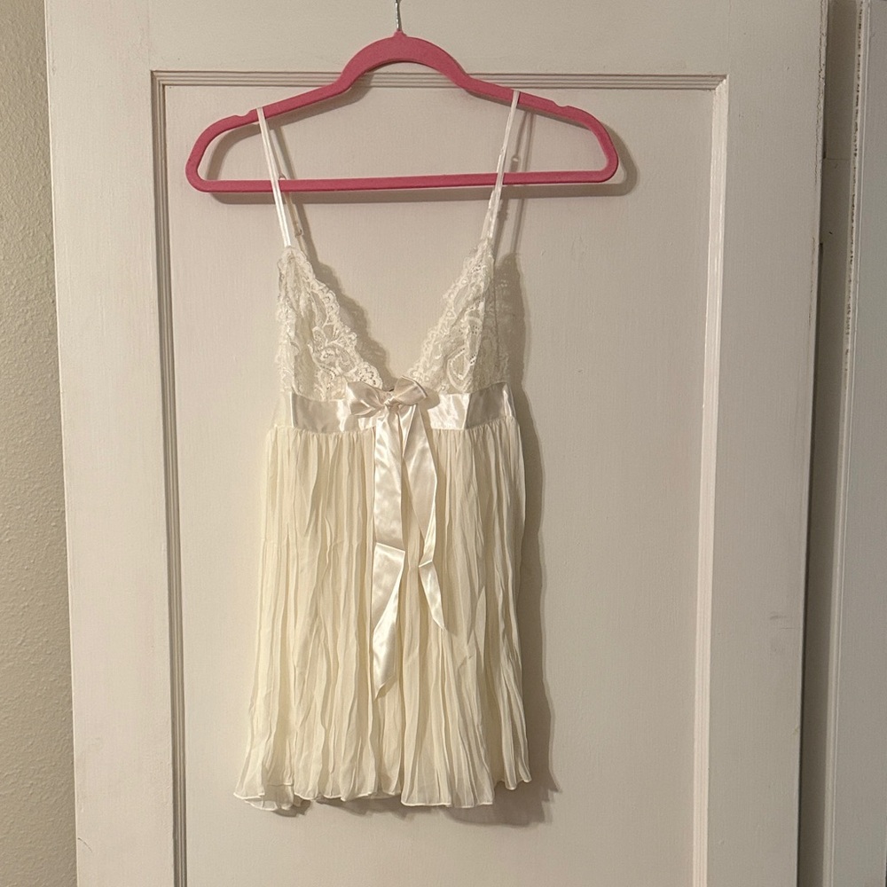 Victoria's Secret Cream Lace Slip